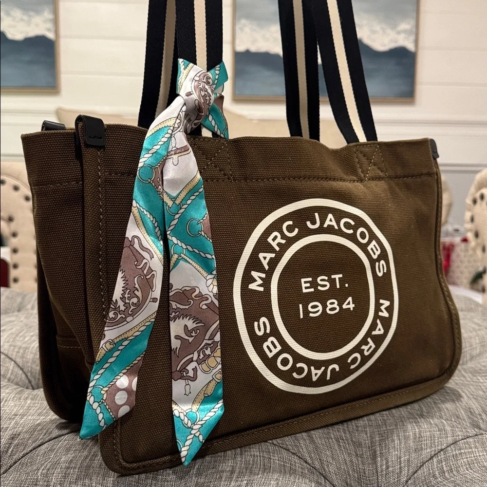 Marc Jacobs Bag Signet Canvas Olive Green Logo Tote - Picture 3 of 17